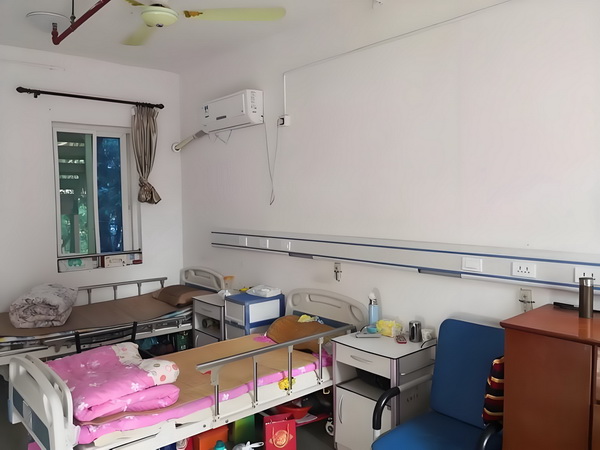 阿娇一个人独居北京3居室，自称比香港要便宜