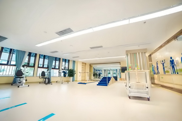 《你行！你上！》与姜文电影：“登味”的衰落